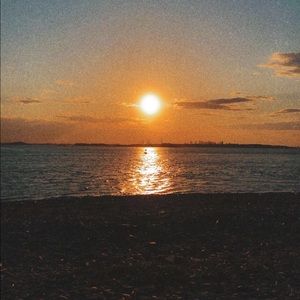 Meet your Posher, Ailuna